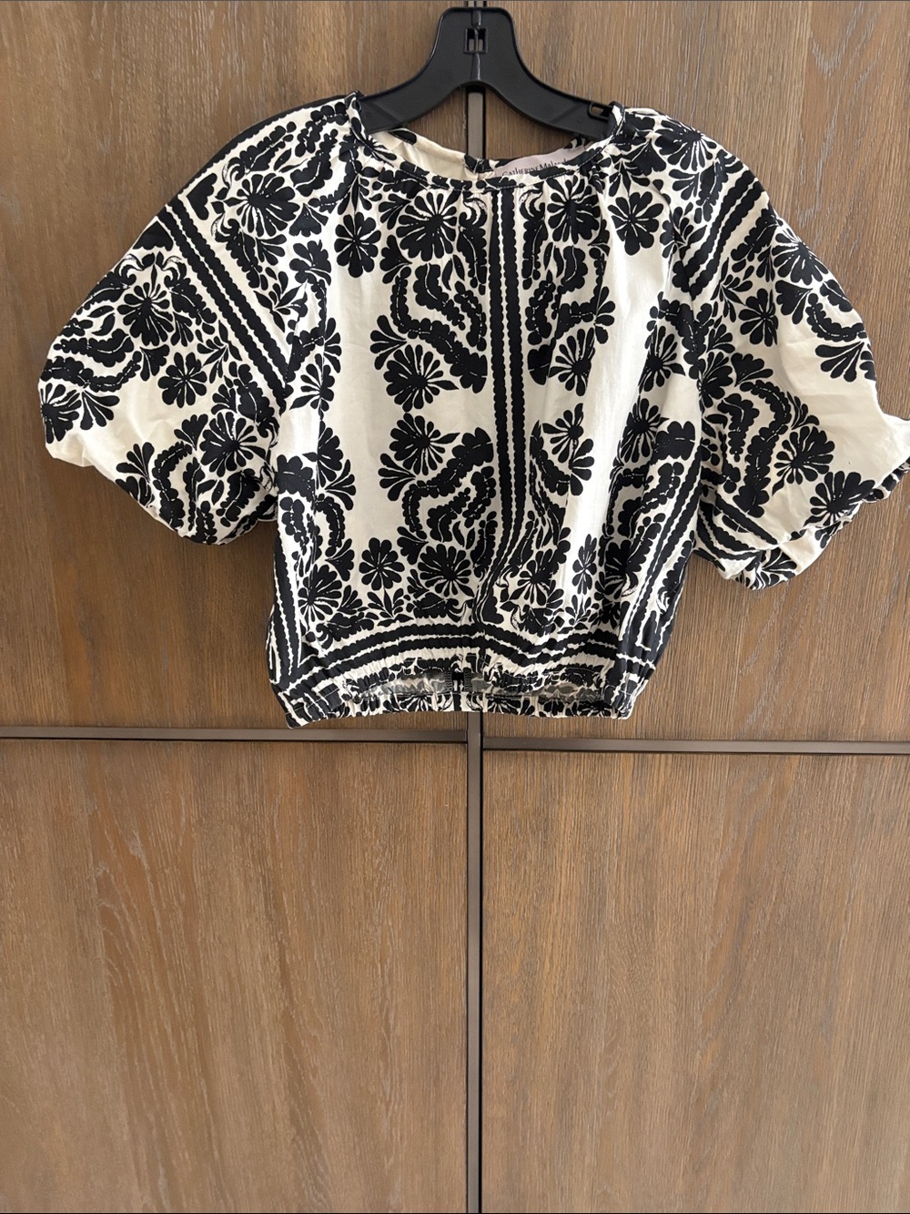 Catherine Malandrino Black & White Floral Puff-Sleeve Cropped Top